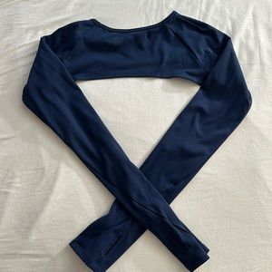 Alphalete aura shrug